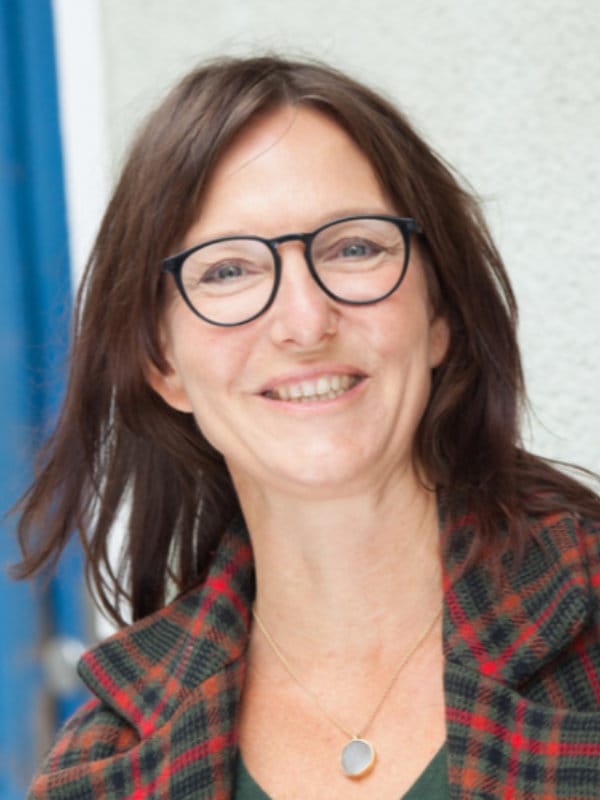 Portrait von Heike Alfers, einer Partnerin des Beratungsunternehmens Biniasz und Partner - akademie | beratung | coaching
